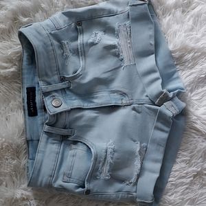 Sz 4( (26") Distressed Look Stretch fabric Jean Shorts Aeropostle High rise midi